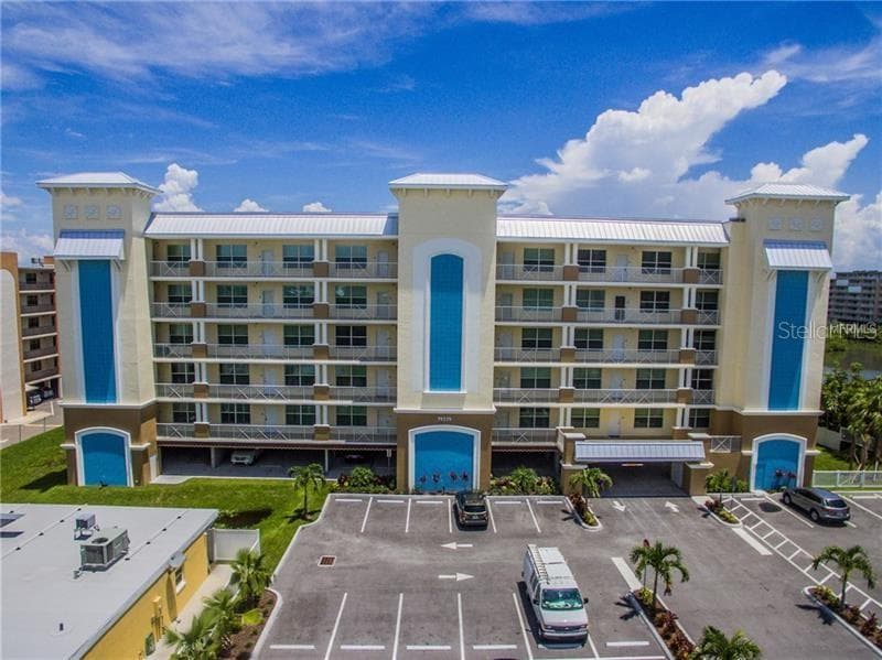 19519 GULF BOULEVARD UNIT 306 INDIAN SHORES, FL 33785