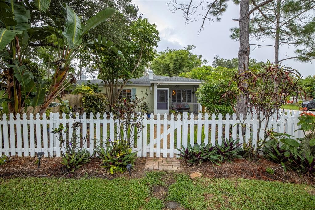 5701 20TH AVENUE S GULFPORT, FL 33707