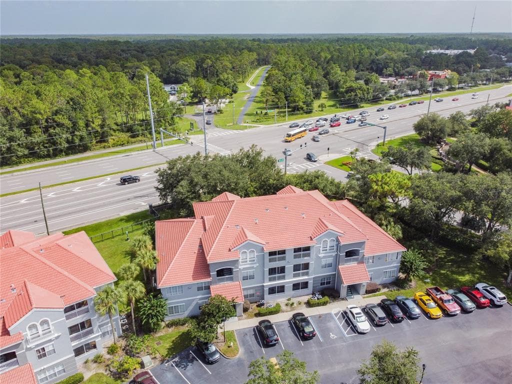 18001 RICHMOND PLACE DRIVE UNIT 516