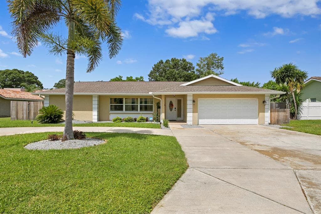 3831 38TH STREET S ST PETERSBURG, FL 33711