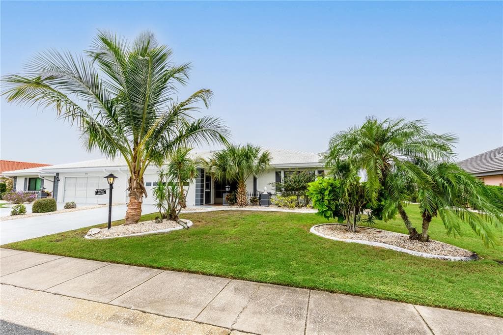 1618 WOODMAR DRIVE SUN CITY CENTER, FL 33573