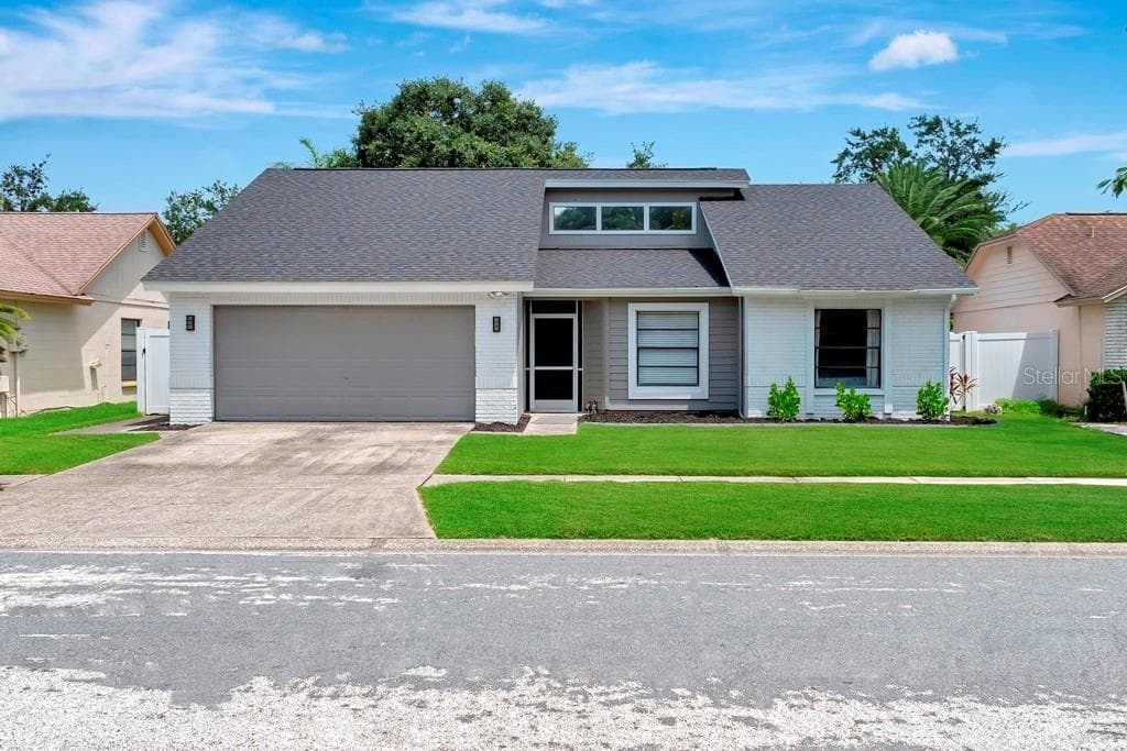 8907 BEELER DRIVE TAMPA, FL 33626