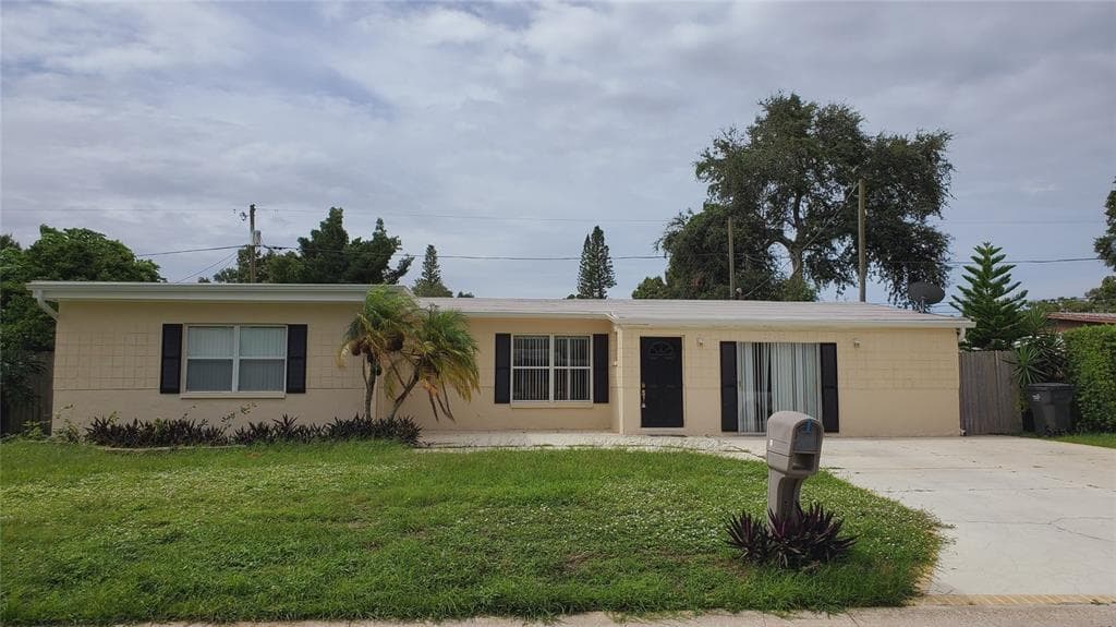5458 56TH TERRACE N ST PETERSBURG, FL 33709