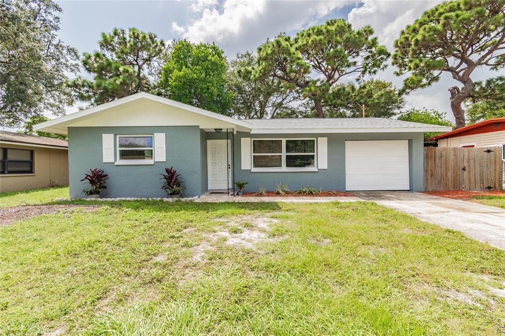1758 W MANOR AVENUE CLEARWATER, FL 33765