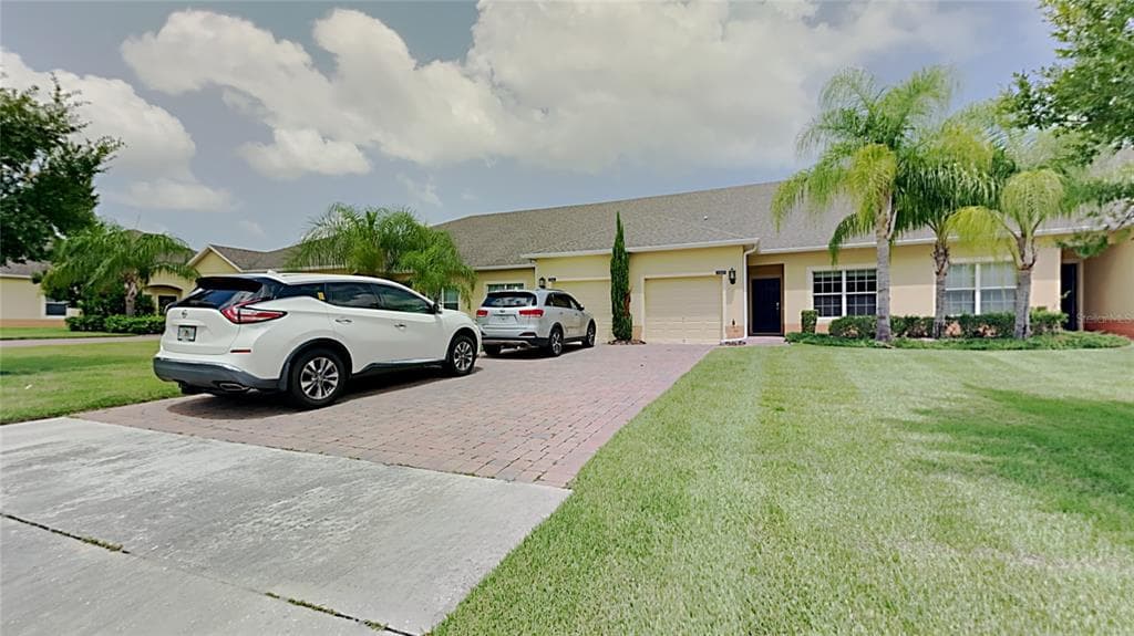 3206 SONESTA COURT UNIT D CLERMONT, FL 34711