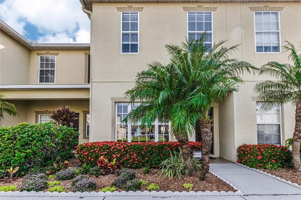 12976 KINGS CROSSING DRIVE GIBSONTON, FL 33534