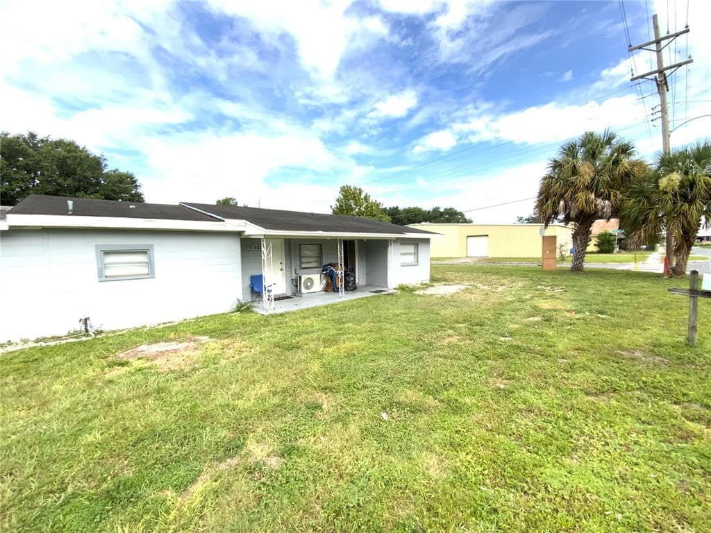 601 PLATEAU AVENUE LAKELAND, FL 33815
