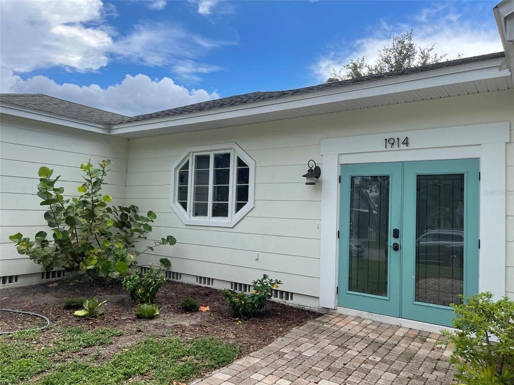 1914 W AILEEN STREET TAMPA, FL 33607