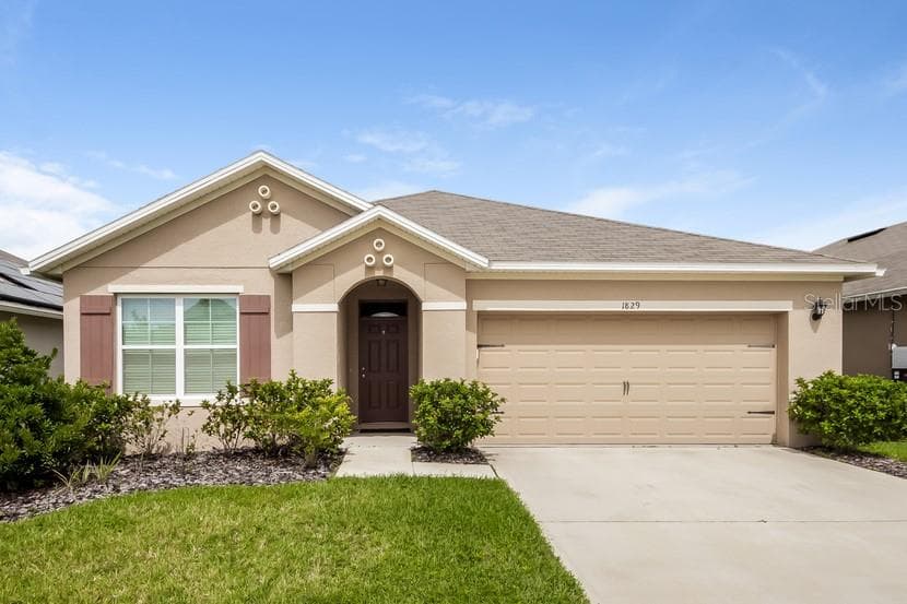 1829 BROCKRIDGE ROAD KISSIMMEE, FL 34744