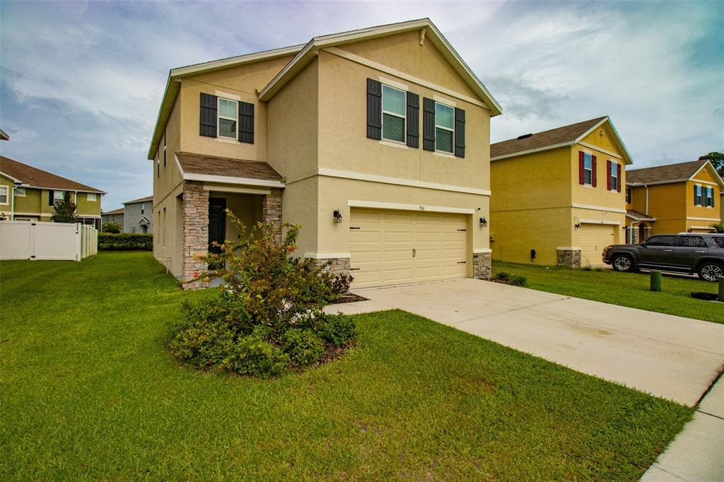 906 ASHENTREE DRIVE PLANT CITY, FL 33563