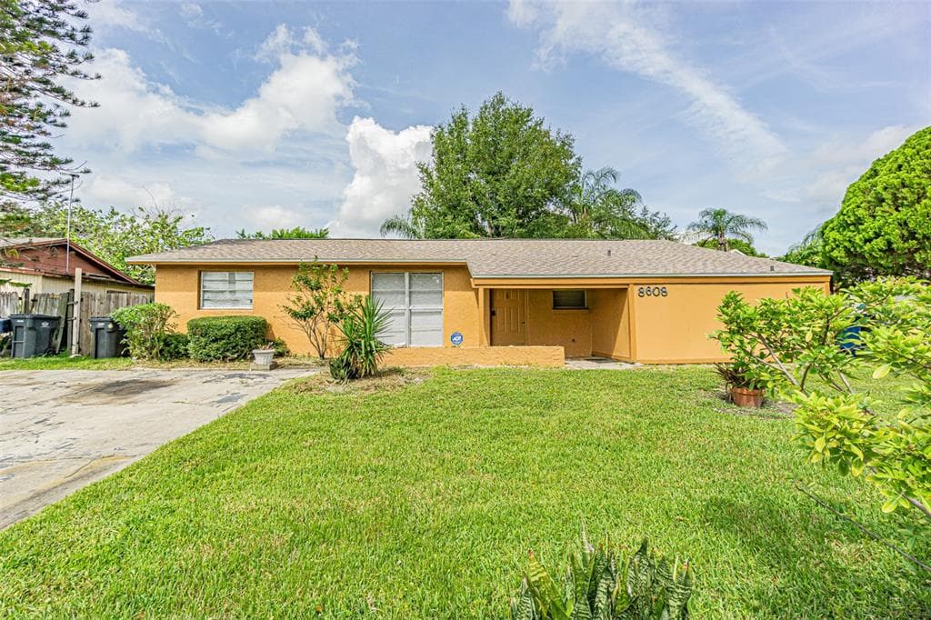 8608 VERONA COURT TAMPA, FL 33634