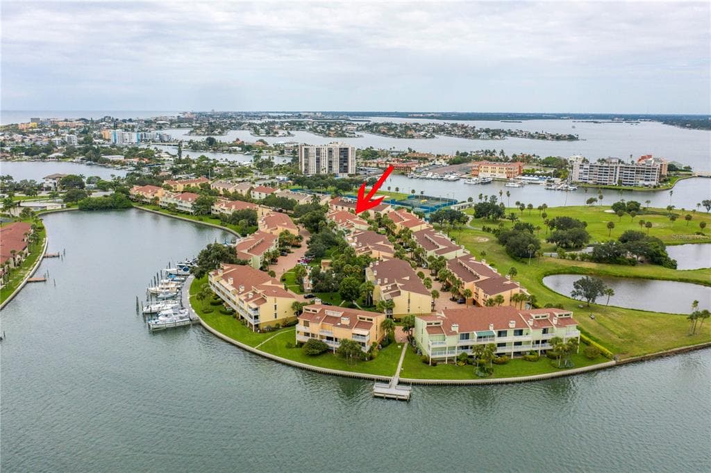 507 SANDY HOOK ROAD UNIT 507 TREASURE ISLAND, FL 33706