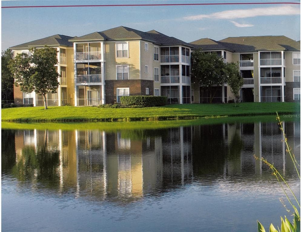 10020 STRAFFORD OAK COURT UNIT 918 TAMPA, FL 33624