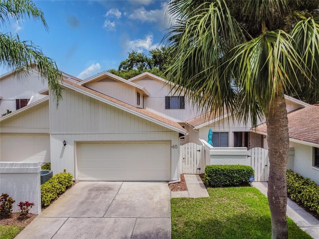 498 LAKEVIEW DRIVE UNIT 45 PALM HARBOR, FL 34683