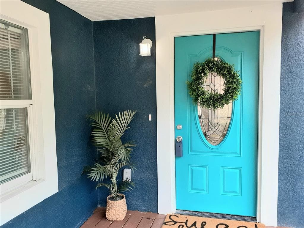 1613 E CHELSEA STREET TAMPA, FL 33610