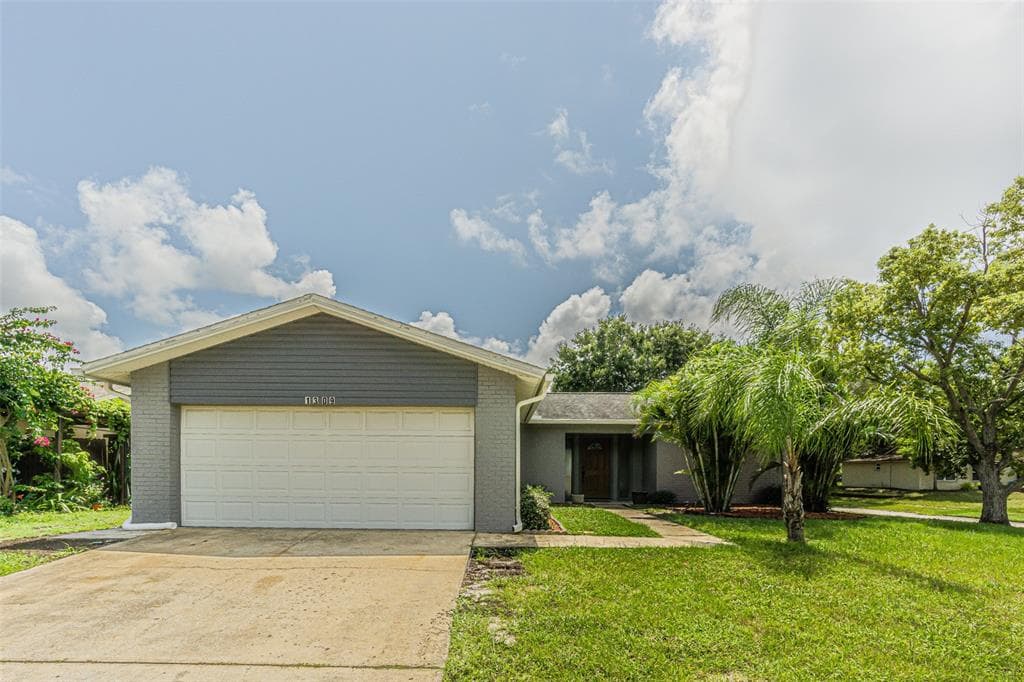 1309 MERES BOULEVARD
