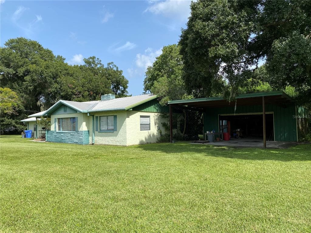 604 E COLLEGE AVENUE RUSKIN, FL 33570