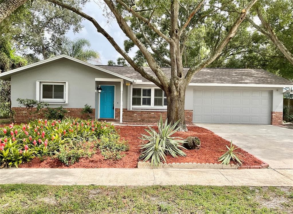 2209 HEMERICK PLACE CLEARWATER, FL 33765