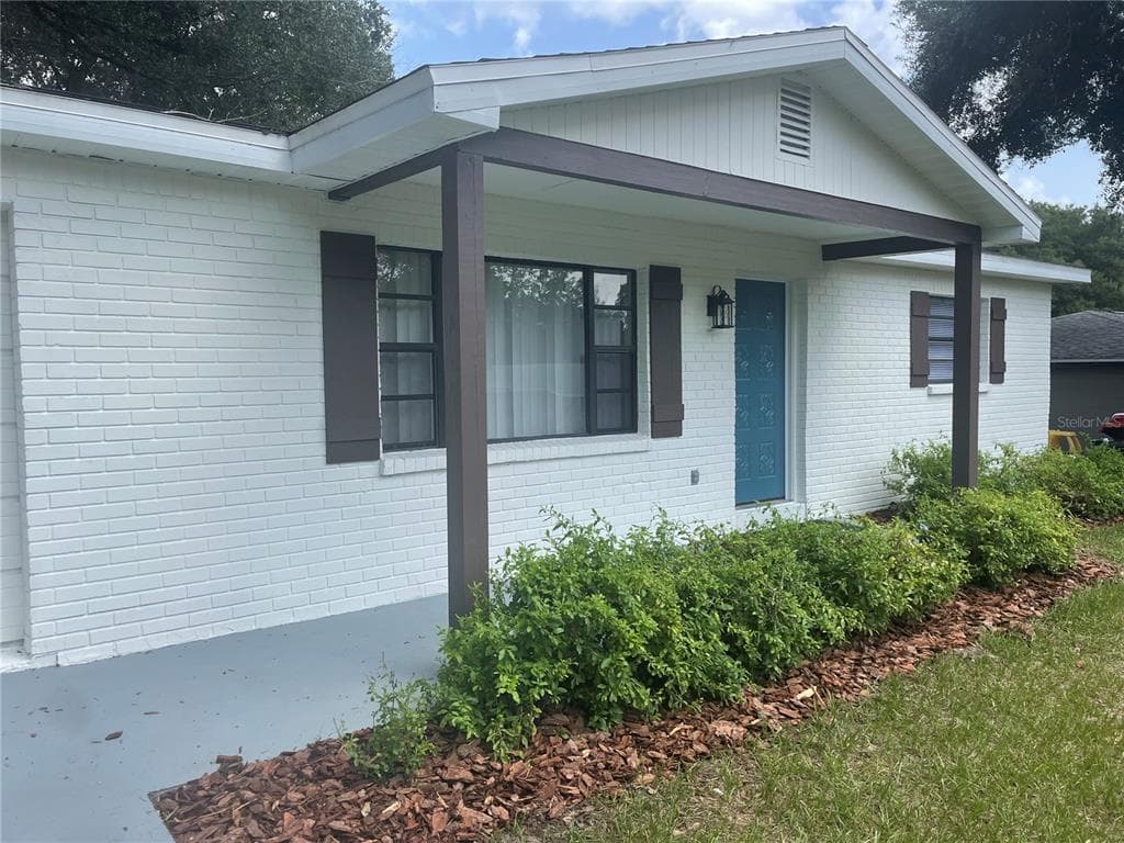 27135 THORNCREST AVENUE BROOKSVILLE, FL 34602