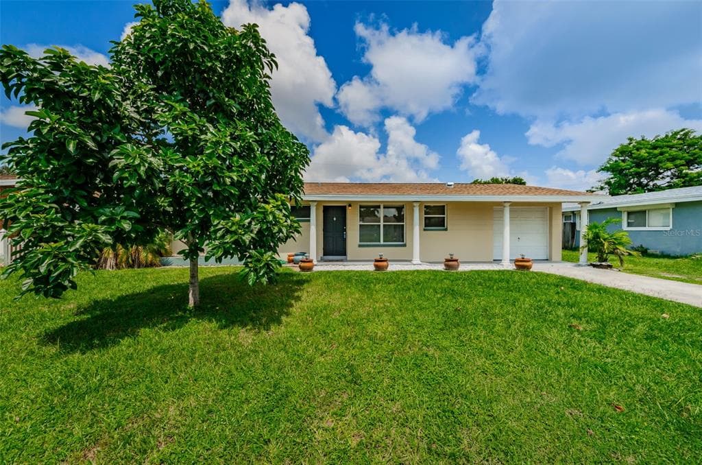 11753 80TH AVENUE SEMINOLE, FL 33772