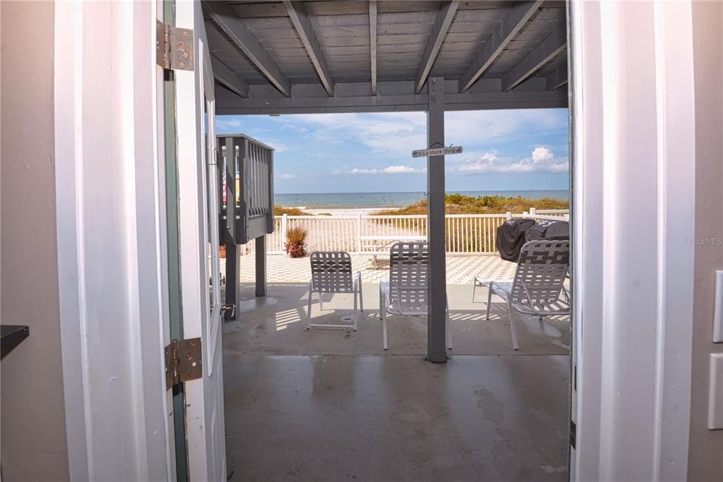 614 GULF BOULEVARD UNIT 101 INDIAN ROCKS BEACH, FL 33785