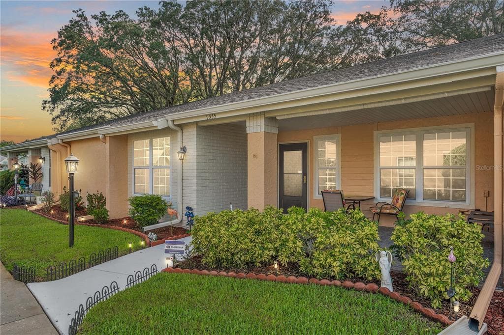 9335 WHITSTONE COURT NEW PORT RICHEY, FL 34655