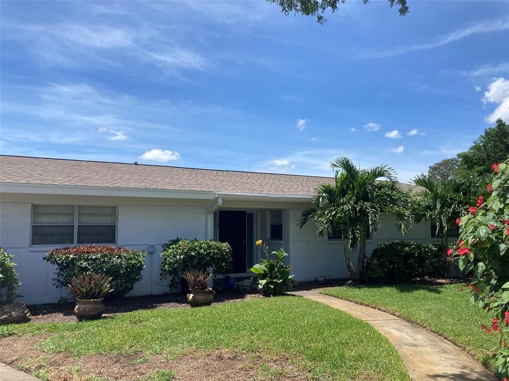 3900 14TH LANE NE ST PETERSBURG, FL 33703