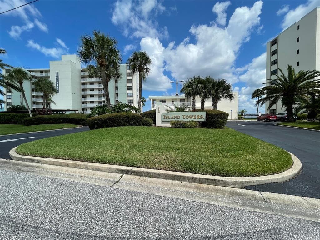 200 WOODETTE DRIVE UNIT 505A DUNEDIN, FL 34698