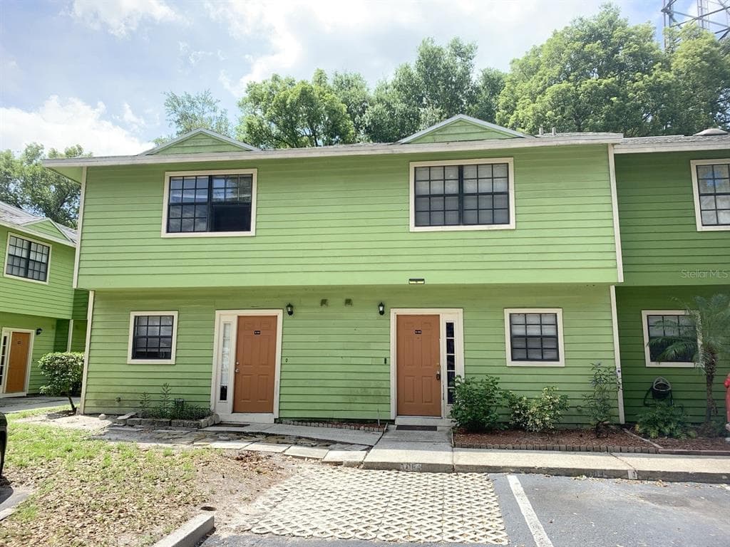 1910 W SLIGH AVENUE UNIT E102 TAMPA, FL 33604
