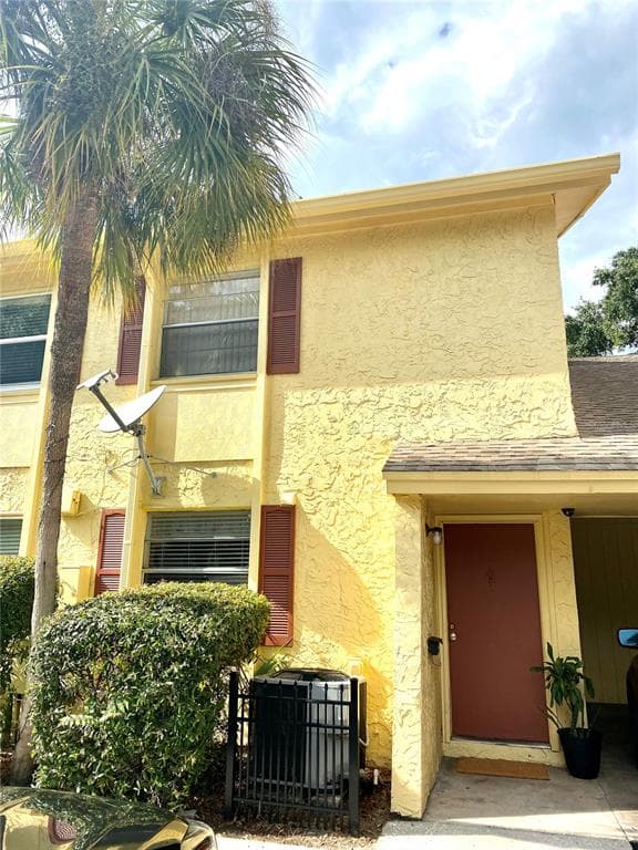 7535 ABONADO ROAD TAMPA, FL 33615