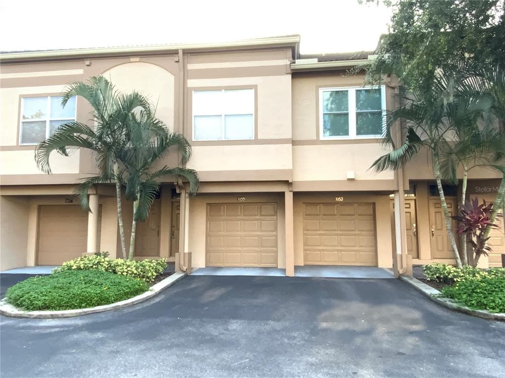 1055 NORMANDY TRACE TAMPA, FL 33602