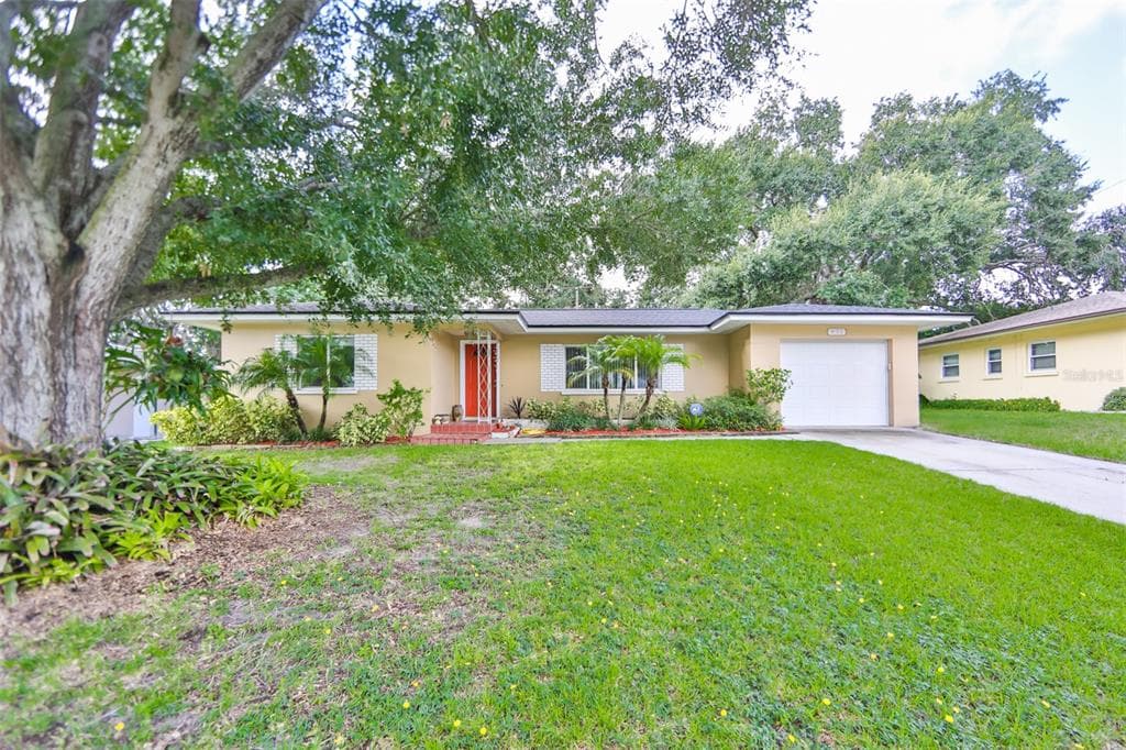 971 HILLWOOD DRIVE DUNEDIN, FL 34698