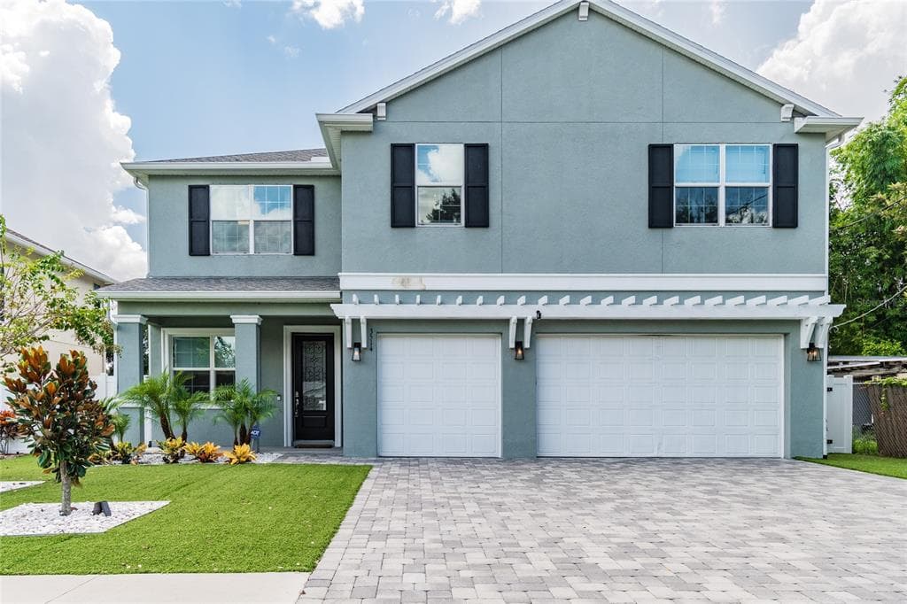 3514 W PAXTON AVENUE TAMPA, FL 33611