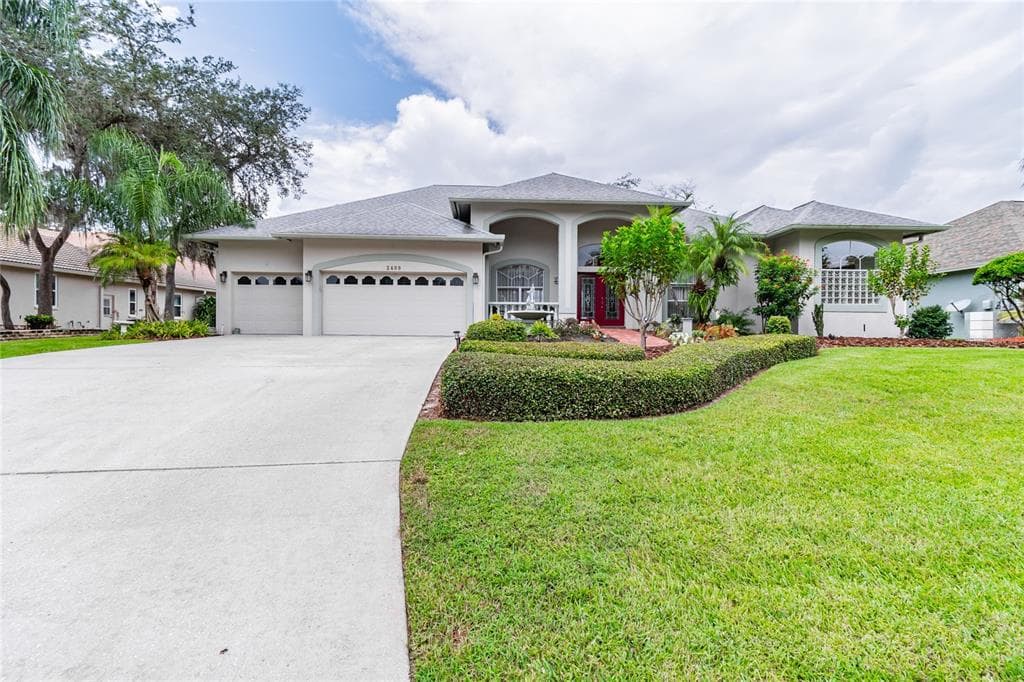 2409 CLUBHOUSE DRIVE