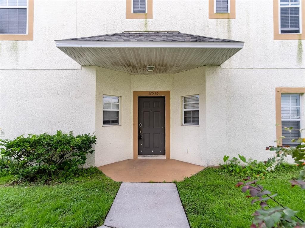 12930 KINGS CROSSING DRIVE GIBSONTON, FL 33534