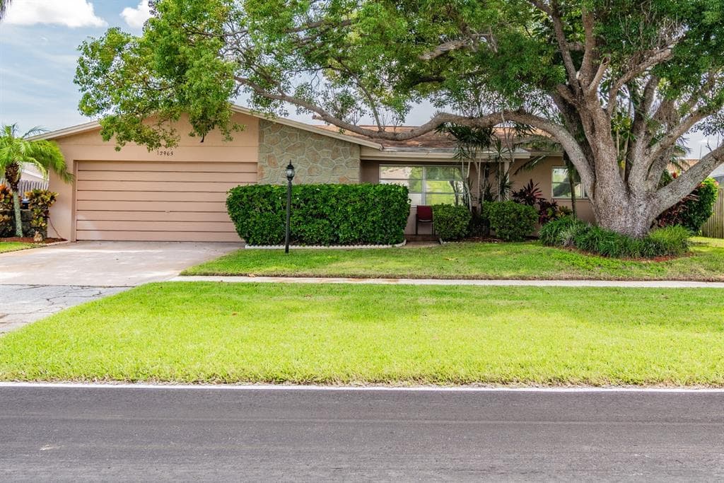 12965 RIDGE ROAD LARGO, FL 33778