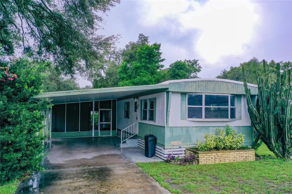 4652 ORANGE BLOSSOM DRIVE ZEPHYRHILLS, FL 33542