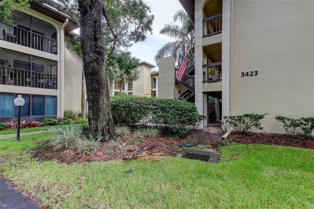 3423 MERMOOR DRIVE UNIT 101 PALM HARBOR, FL 34685