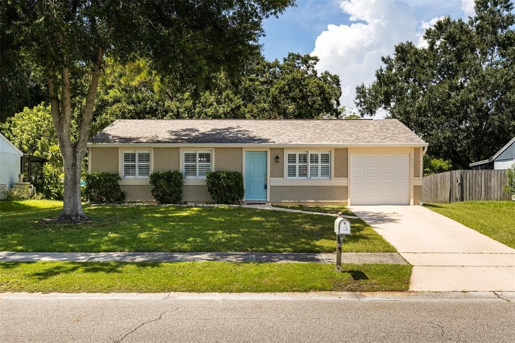 606 TIMBER BAY CIRCLE W OLDSMAR, FL 34677