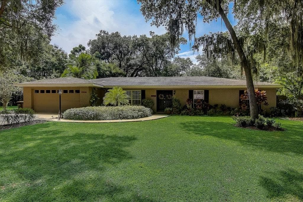 6017 YATES ROAD LAKELAND, FL 33811