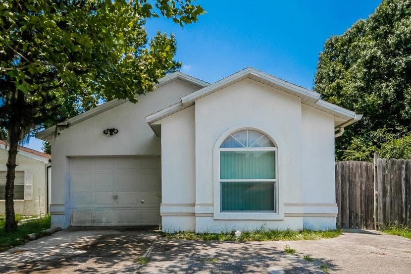 4417 VENICE DRIVE LAND O LAKES, FL 34639