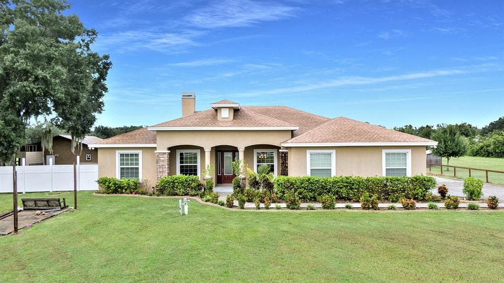 260 MOCCASIN HOLLOW ROAD LITHIA, FL 33547