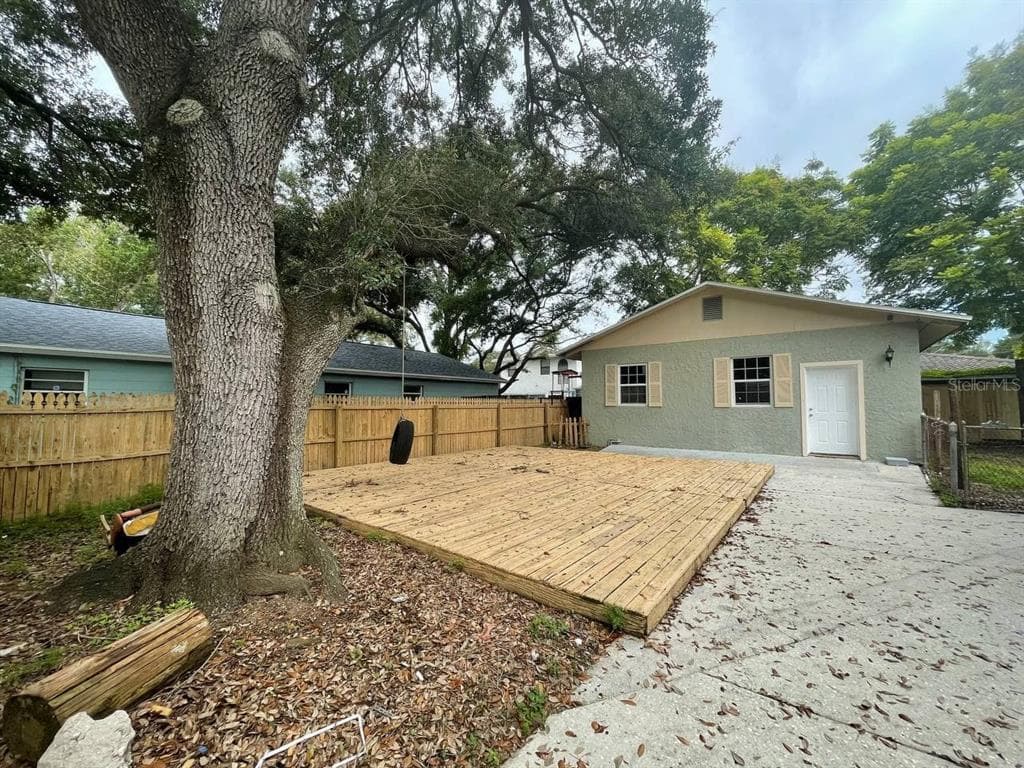 4114 E SEWAHA STREET UNIT 1/2 TAMPA, FL 33617