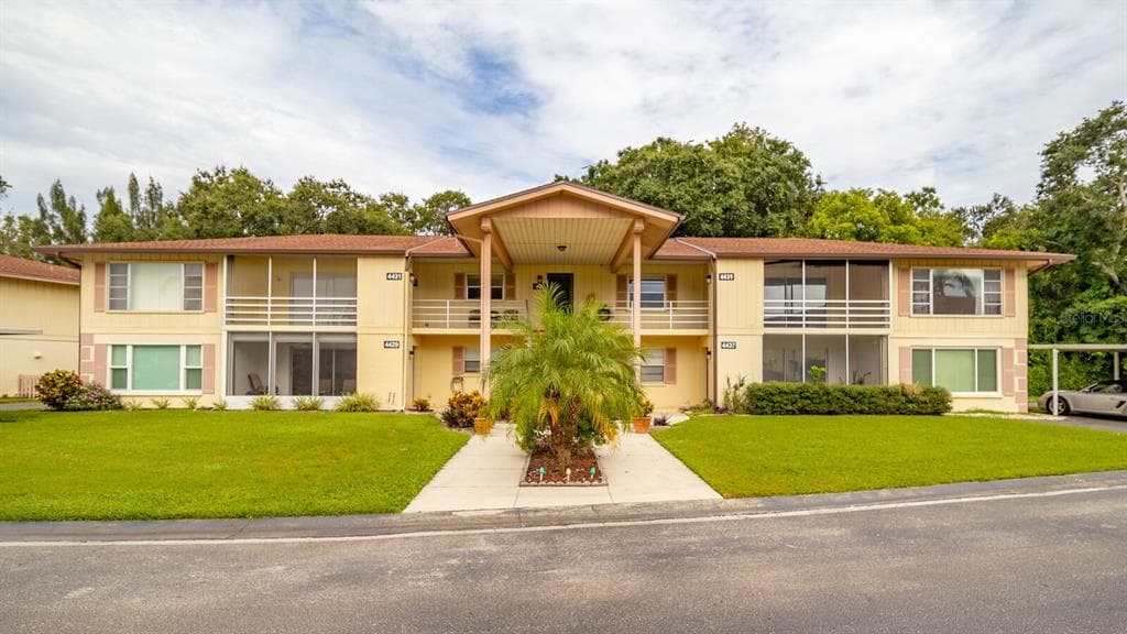 4439 NARRAGANSETT TRAIL UNIT 67A SARASOTA, FL 34233