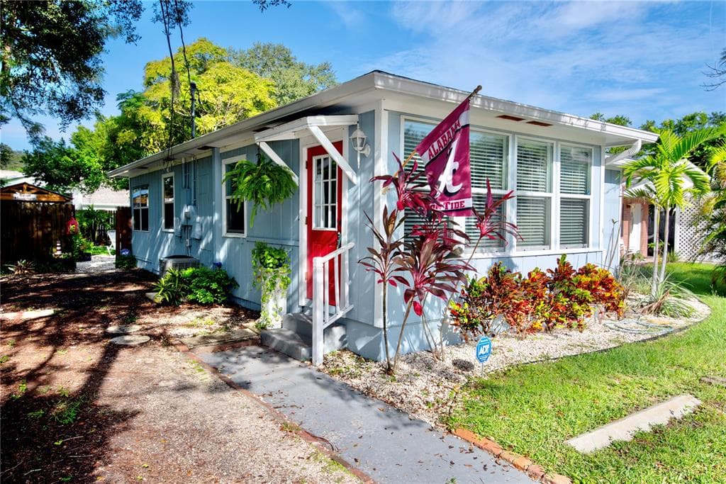 1930 DOUGLAS AVENUE CLEARWATER, FL 33755