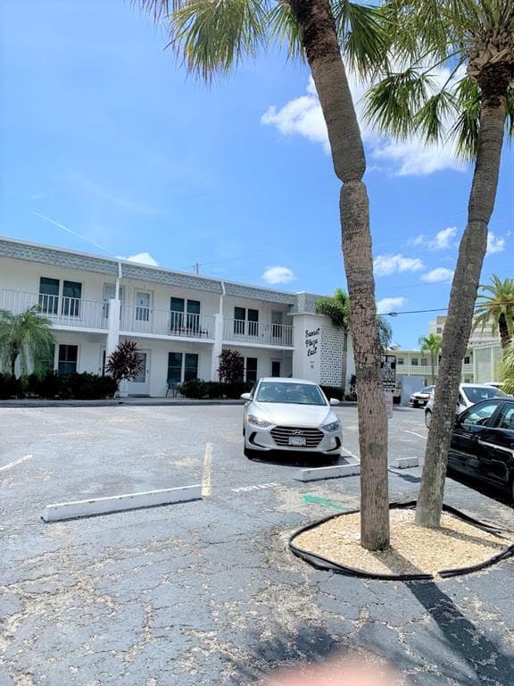 680 71ST AVENUE UNIT 8 ST PETE BEACH, FL 33706