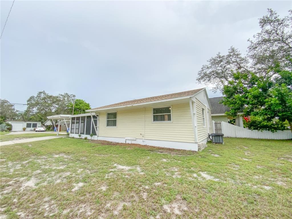 374 64TH STREET S ST PETERSBURG, FL 33707