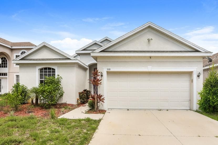 5110 CLOVER MIST DRIVE APOLLO BEACH, FL 33572