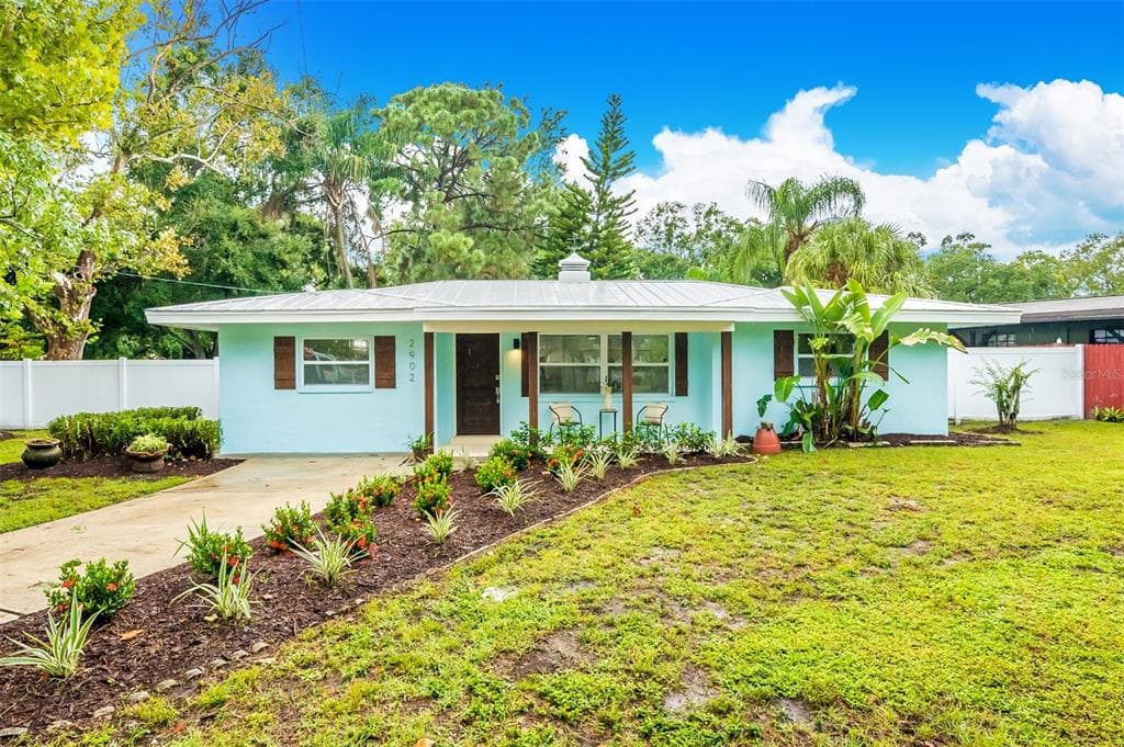 2902 W PRICE AVENUE TAMPA, FL 33611