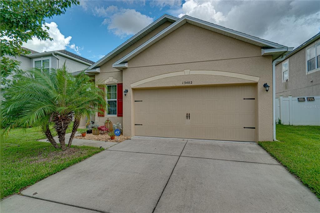 13402 KENT BRADLEY STREET DADE CITY, FL 33525